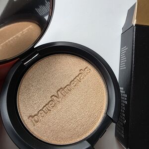 bareMinerals Radiant Gold Highlighter